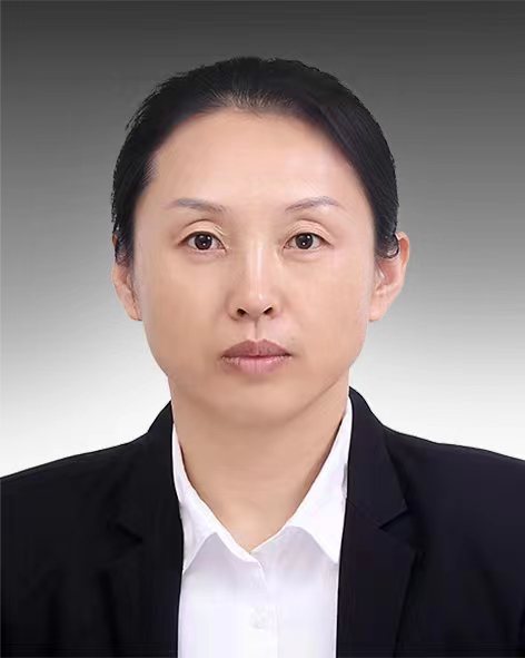 潘丽